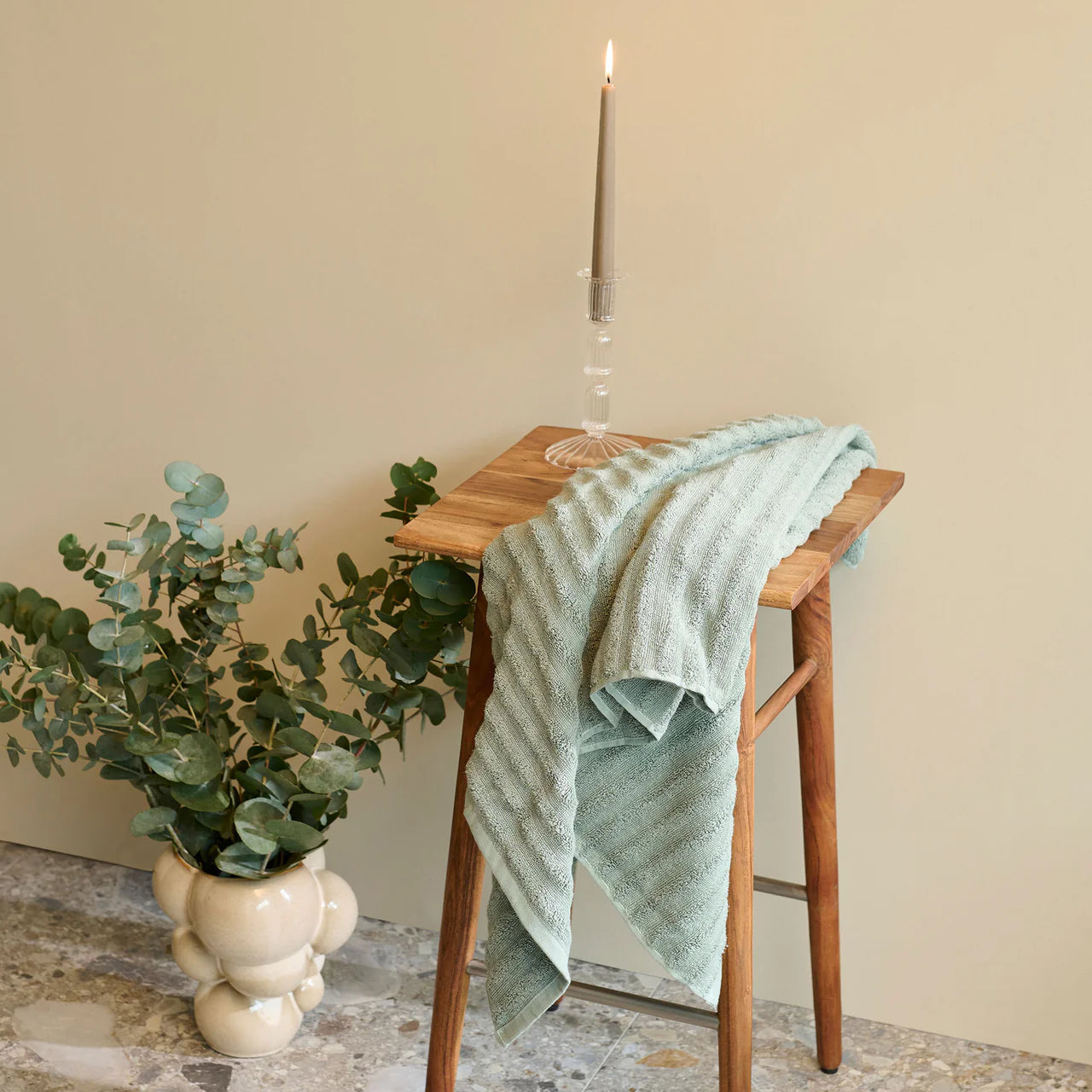 Aura Handtuch Beige 70 x 140 cm